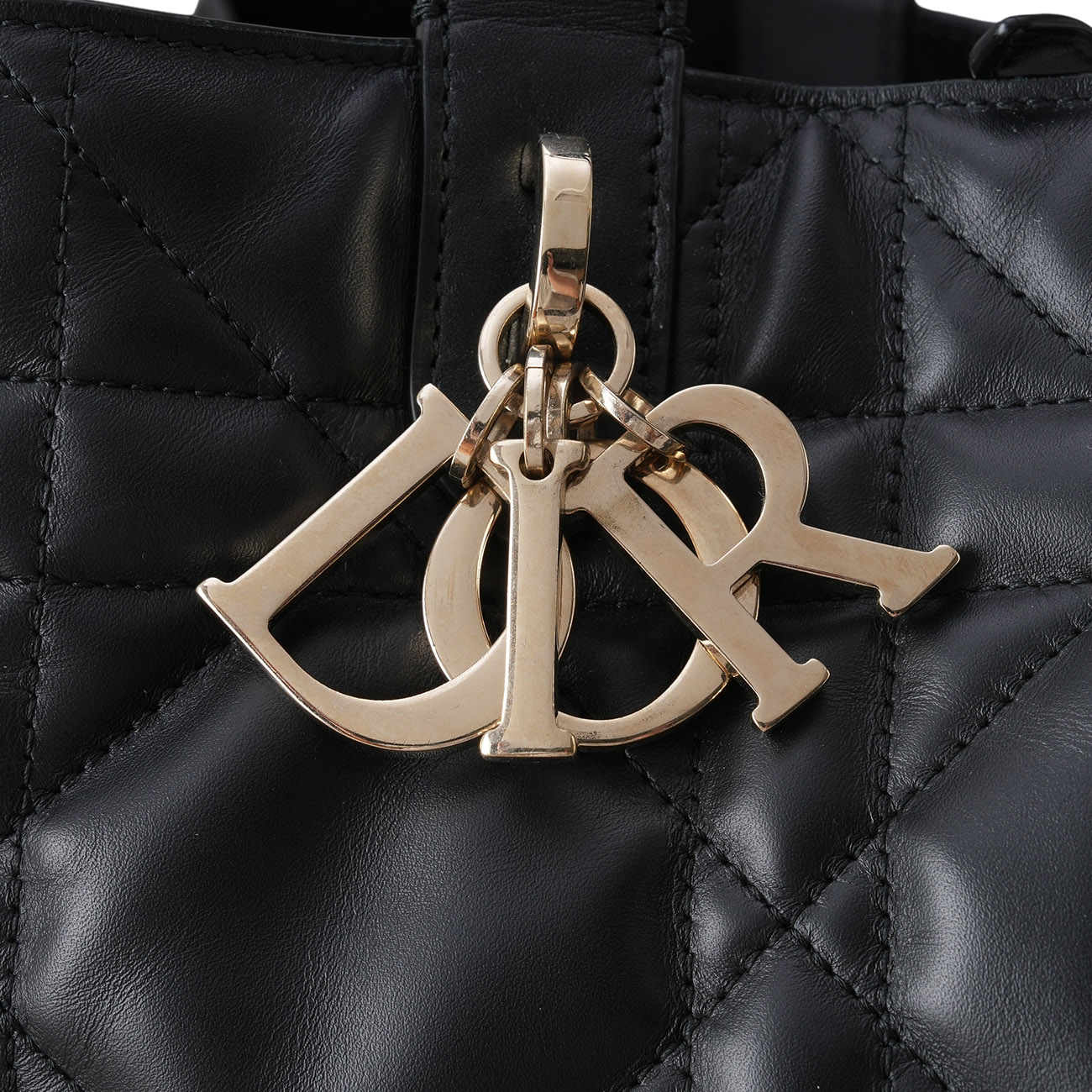 CHRISTIAN DIOR(USED)디올 뚜주흐 라지